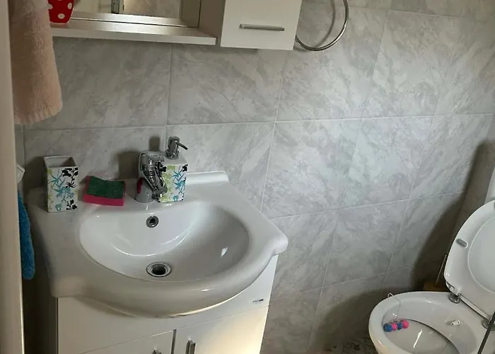 Apartment Lesto Corner *